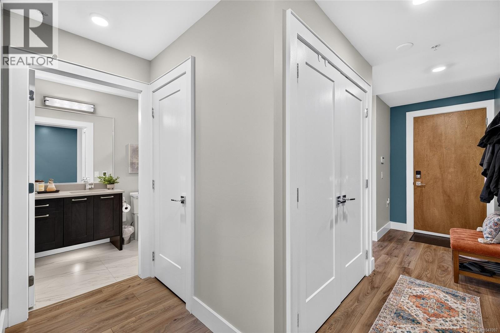 101 747 Travino Lane, Saanich
