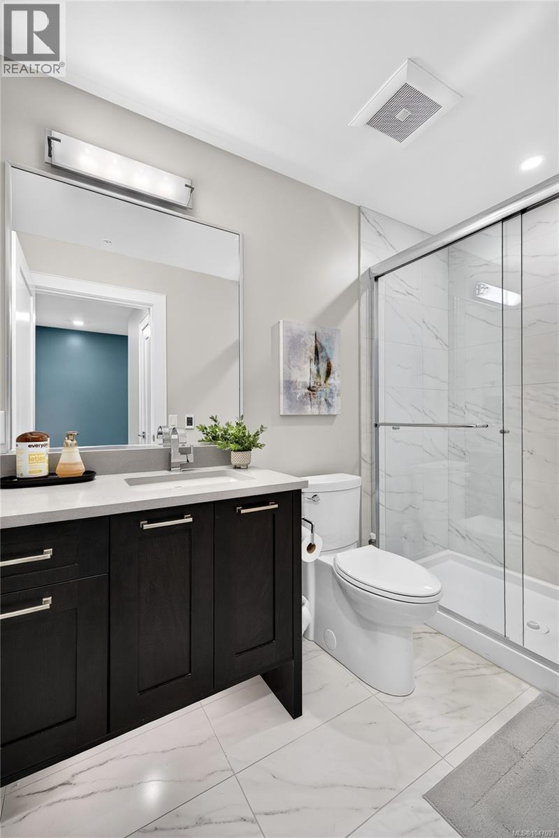 #101 747 Travino Lane - 34