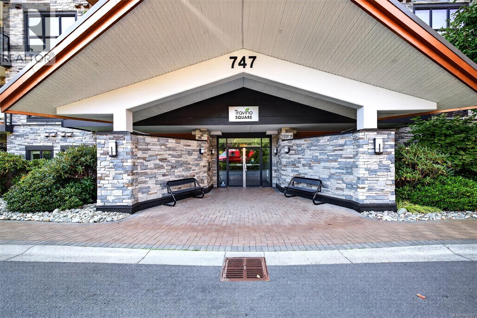 101 747 Travino Lane, Saanich