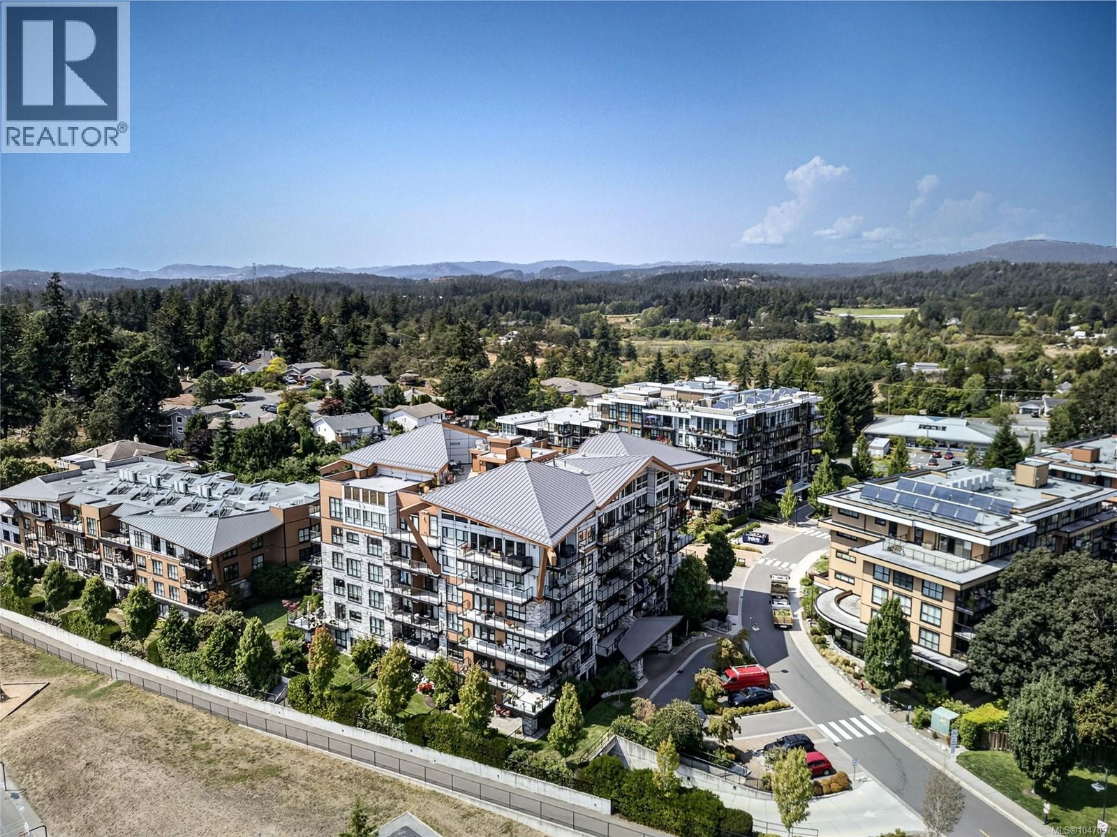 #101 747 Travino Lane - 46