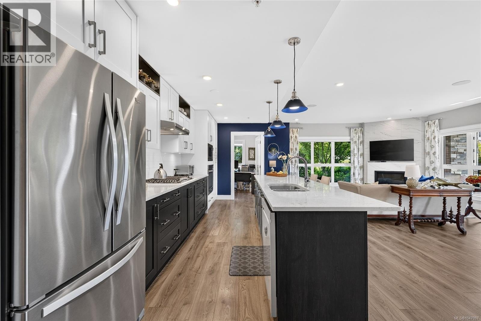 #101 747 Travino Lane - 5