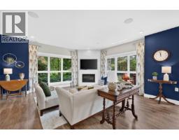101 747 Travino Lane, Saanich, BC V8Z0C6 Photo 18