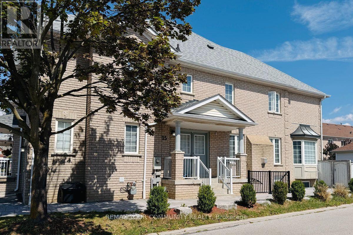 Photo of 15 Benjamin Hood Crescent