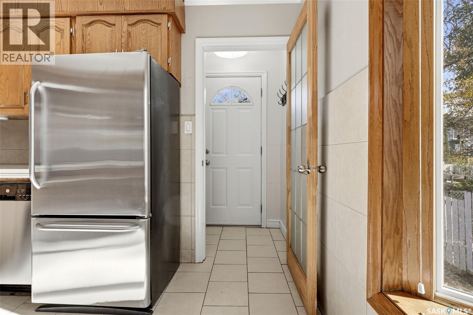 2751 MacKay STREET - 16