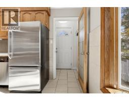 2751 Mackay Street, Regina, SK S4N2T8 Photo 16