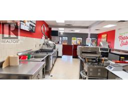 305 Albert Street, Regina, SK S4R2P6 Photo 13