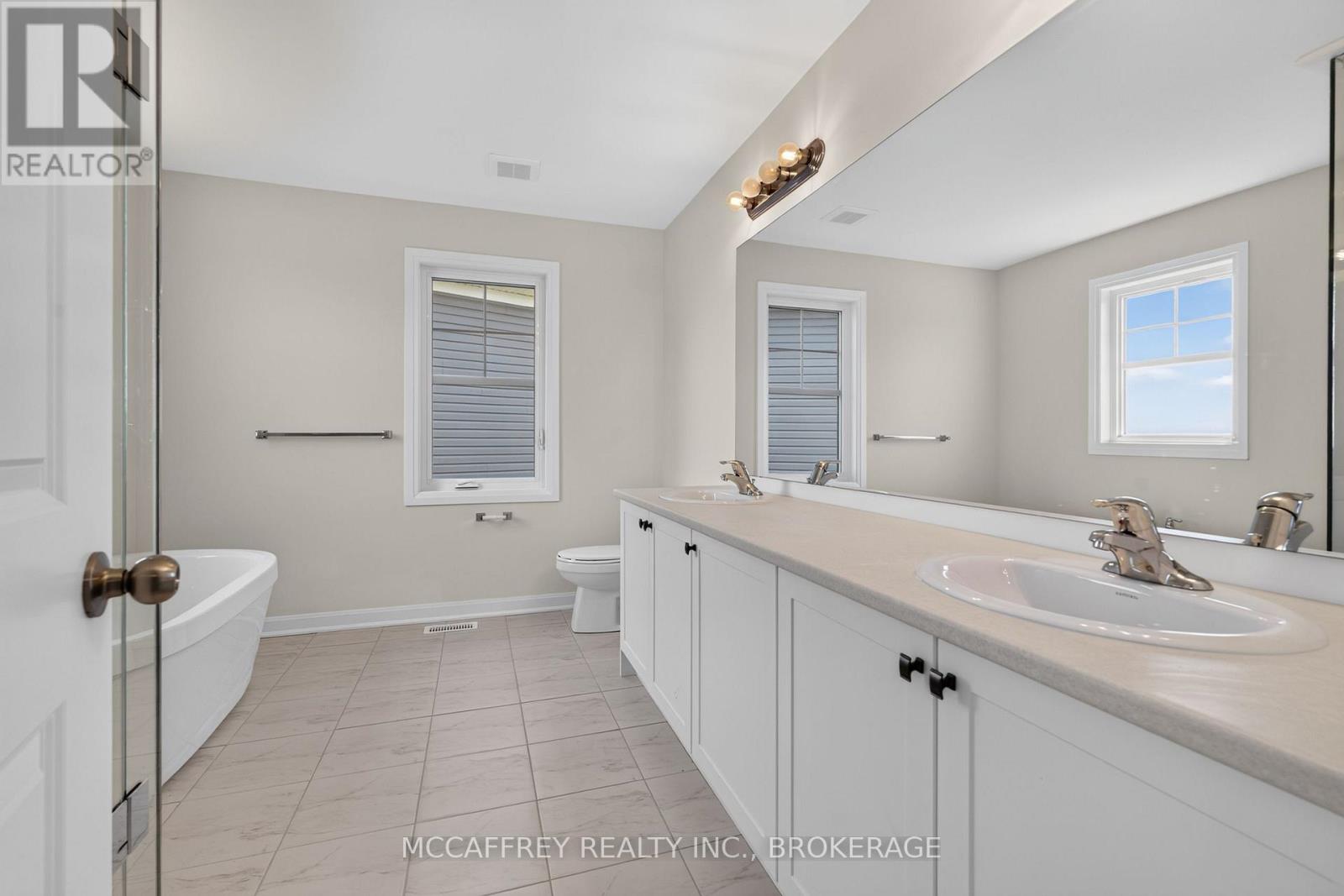 103 GILDERSLEEVE BOULEVARD - Image 28