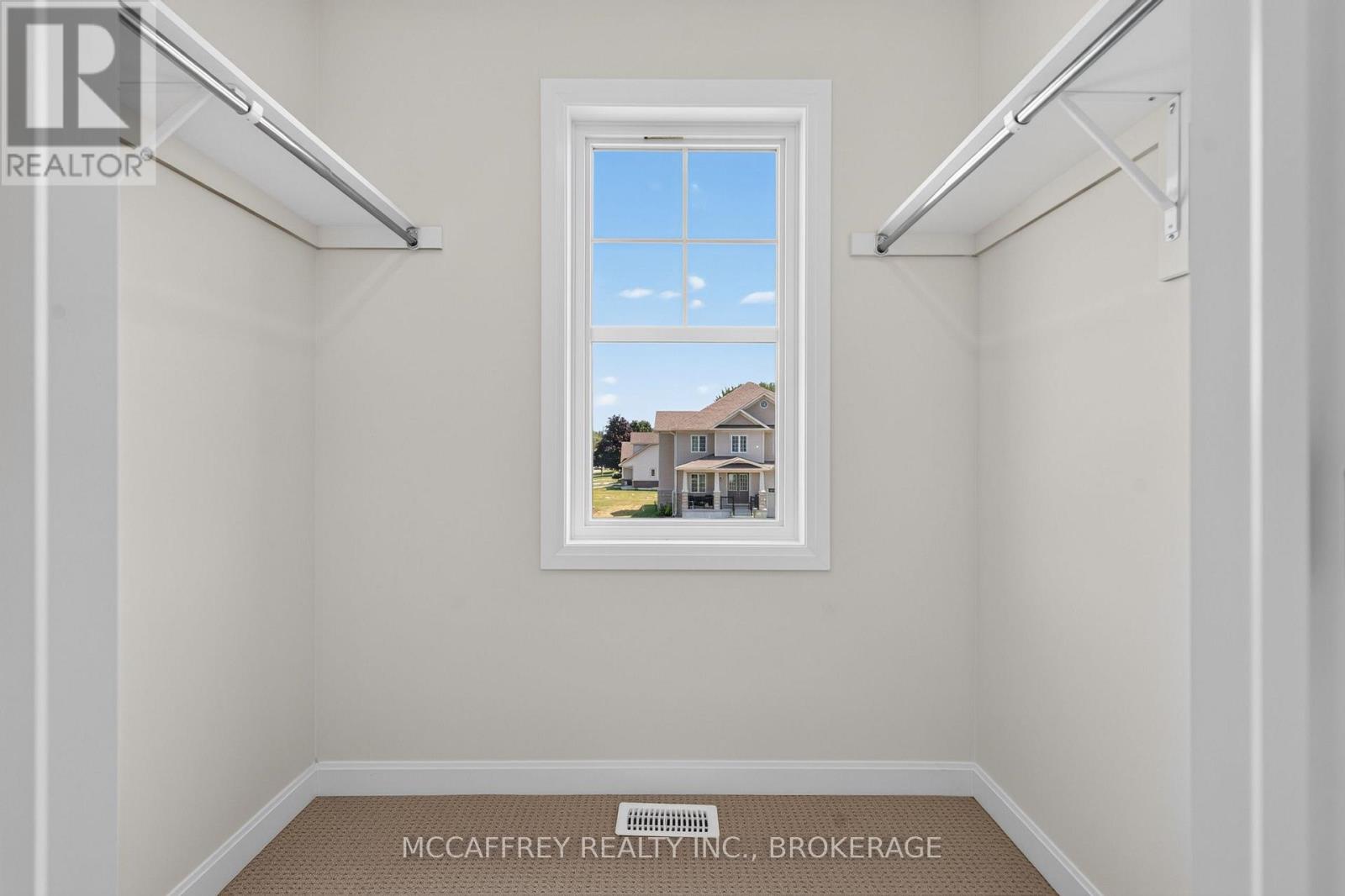 103 GILDERSLEEVE BOULEVARD - Image 35