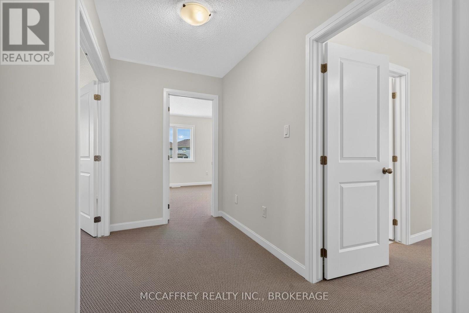 117 WINDERMERE BOULEVARD - Image 23
