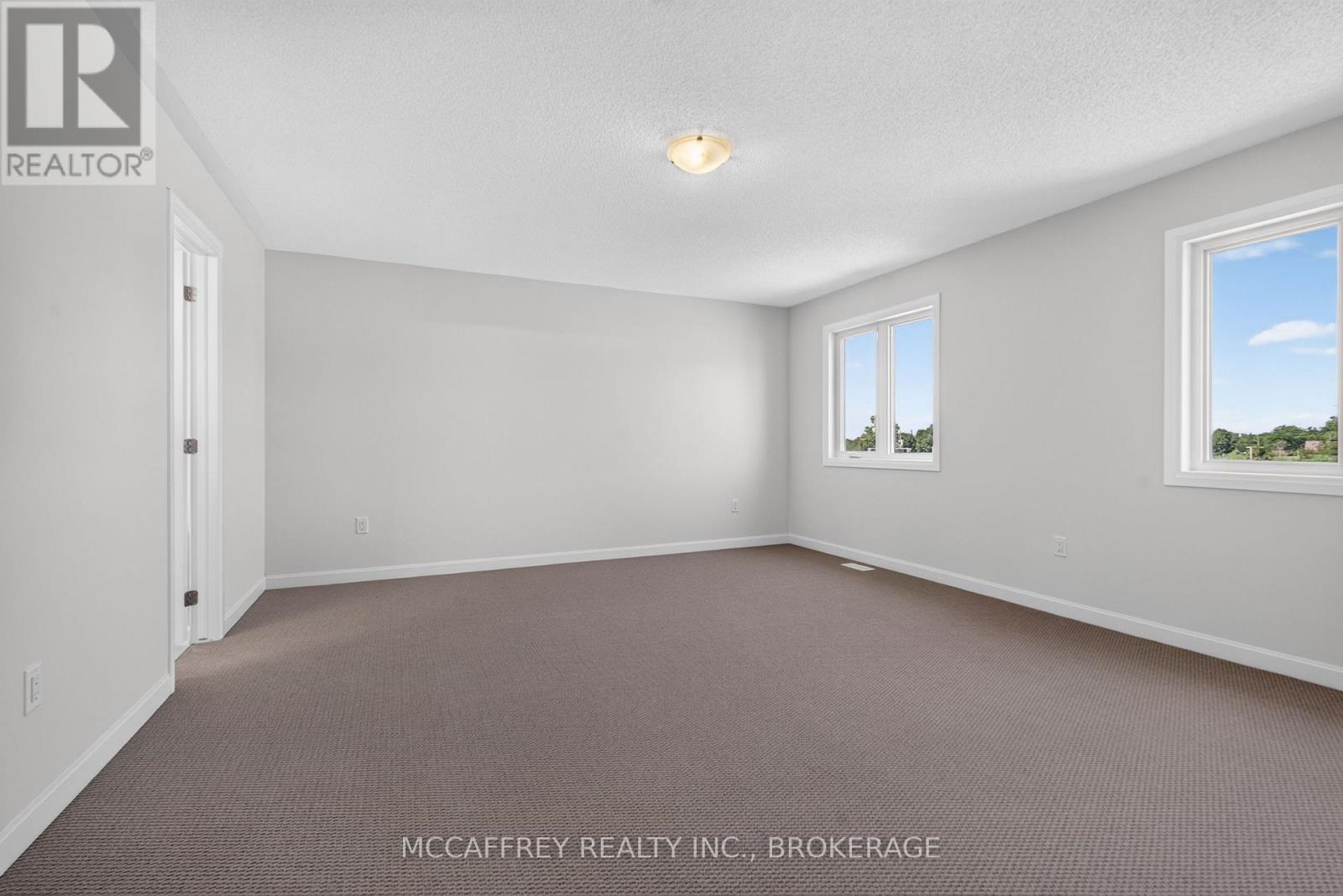 117 WINDERMERE BOULEVARD - Image 24