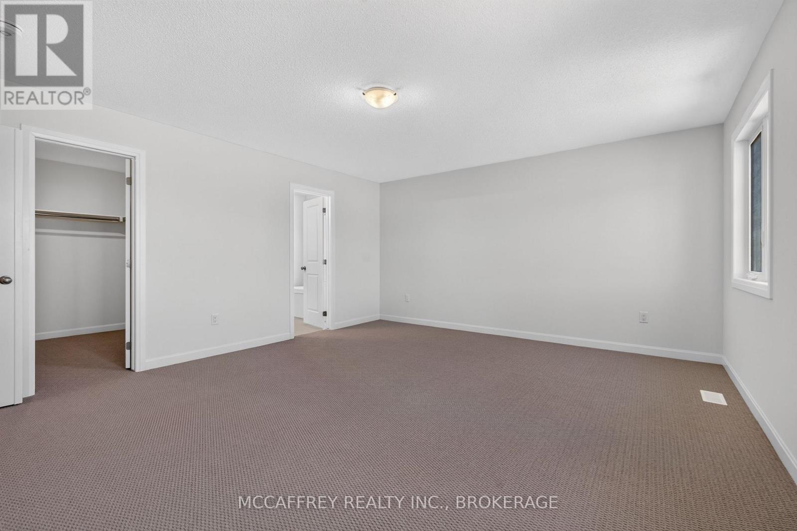 117 WINDERMERE BOULEVARD - Image 25