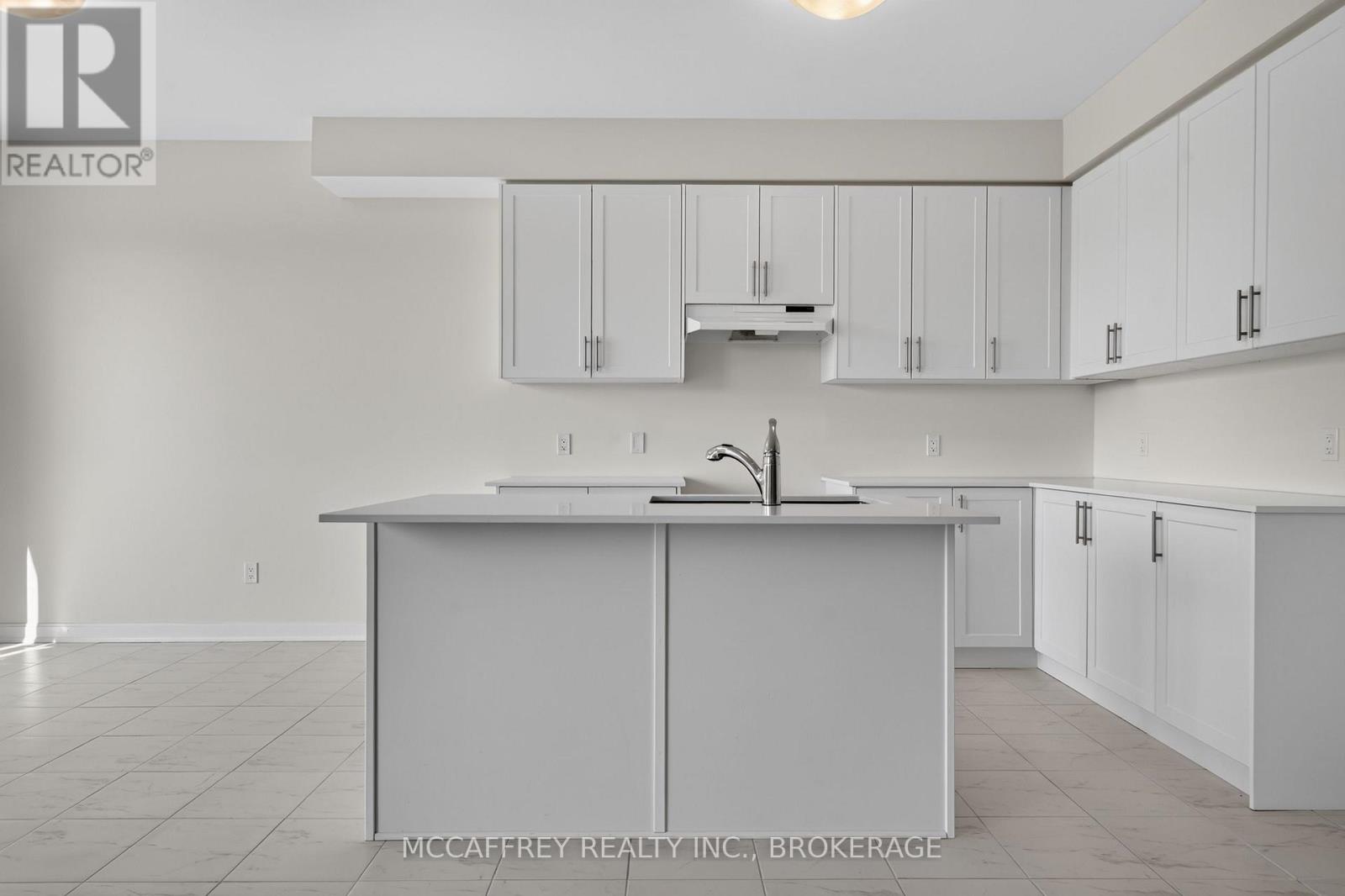 19 OAKMONT DRIVE - Image 16