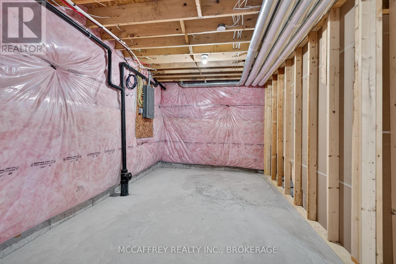 19 OAKMONT DRIVE - Image 36