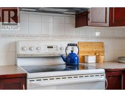91 Hidden Crescent Nw, Calgary, AB T3A5L4 Photo 12