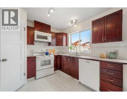 91 Hidden Crescent Nw, Calgary, AB T3A5L4 Photo 13