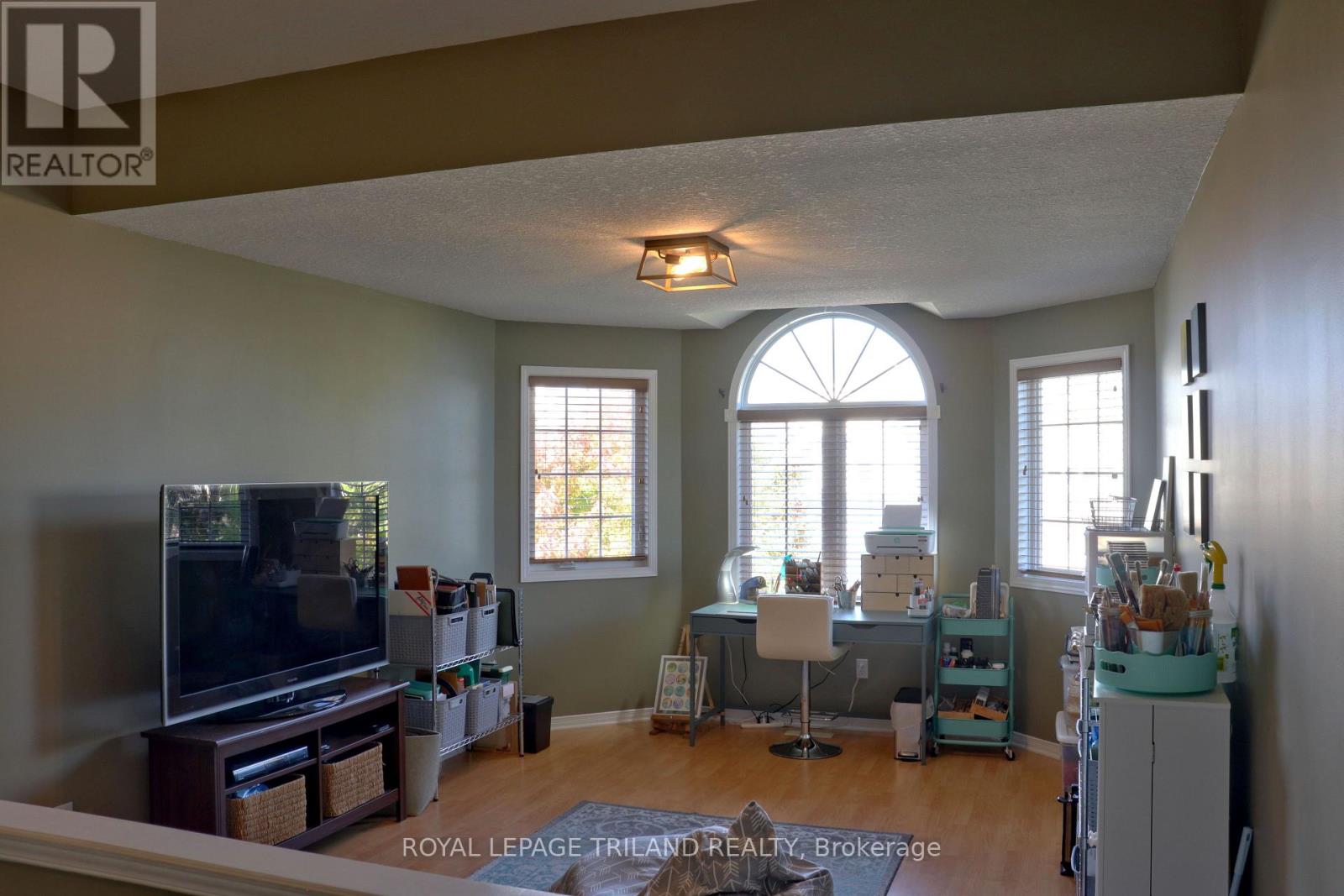 821 SPRUCEWOOD DRIVE - 7