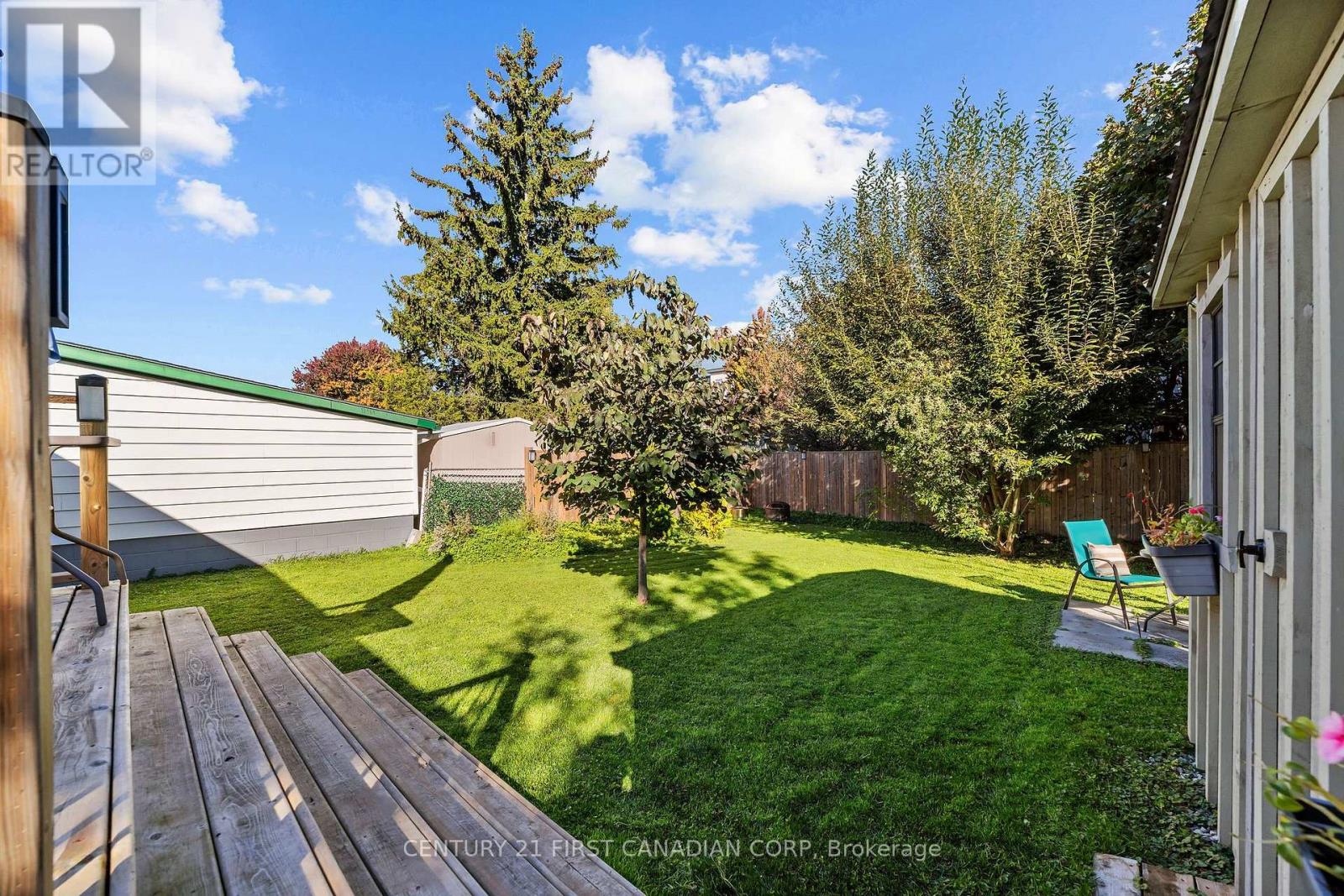 180 FOREST AVENUE - 25