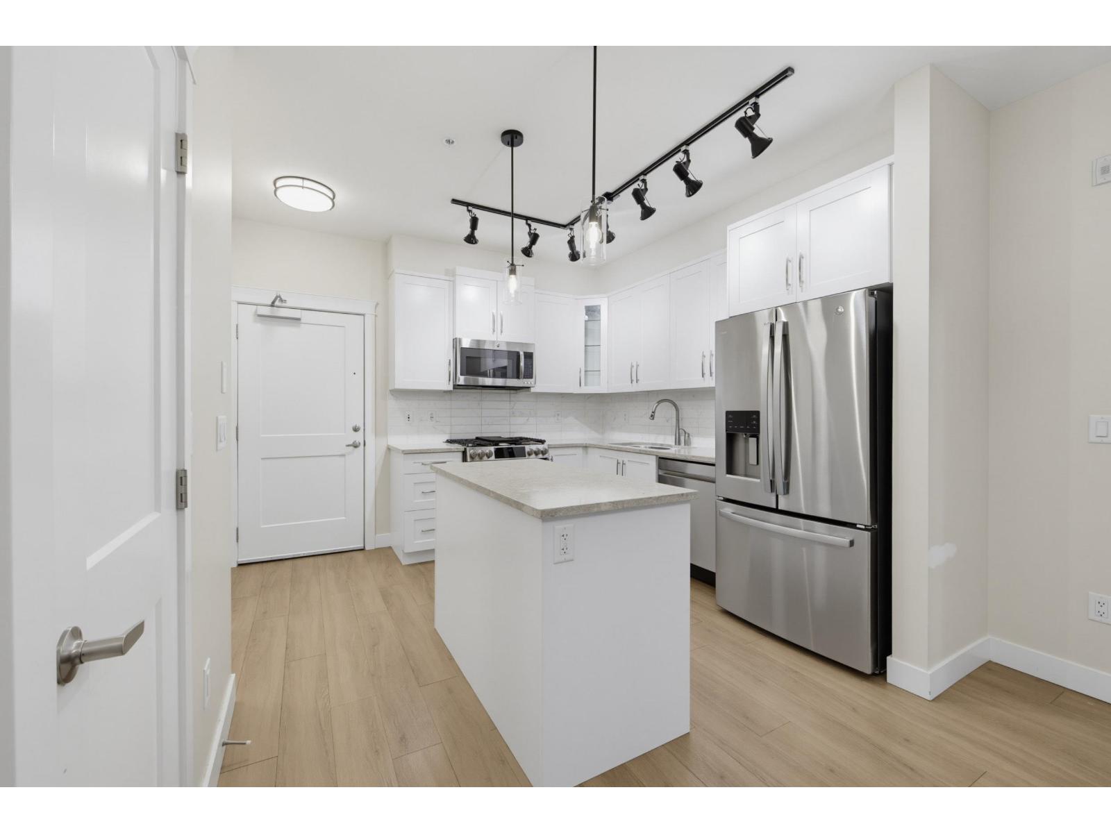 205 11077 RAVINE ROAD, Surrey