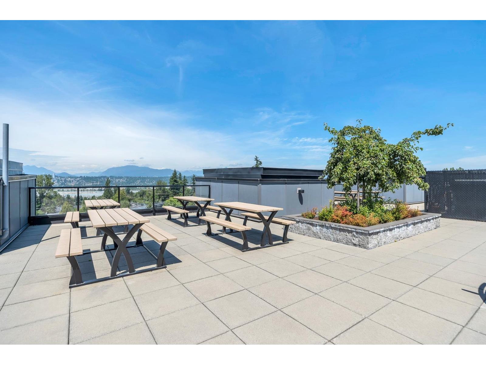 205 11077 RAVINE ROAD, Surrey