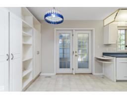 933 Youville Dr W Nw, Edmonton, AB T6L6T2 Photo 17