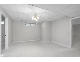 933 Youville Dr W Nw, Edmonton, AB T6L6T2 Photo 35