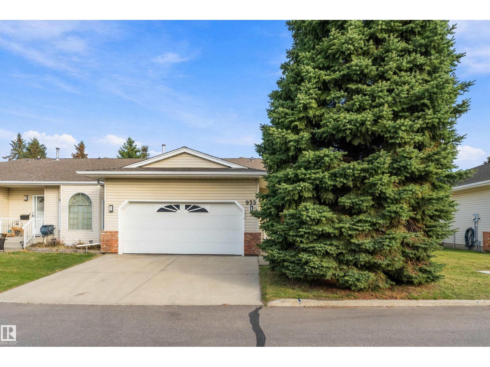 933 YOUVILLE DR W NW - 52