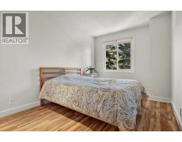 208 Queenston Heights SE - photo 24