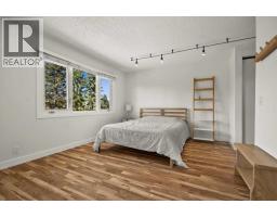 208 Queenston Heights SE - photo 19