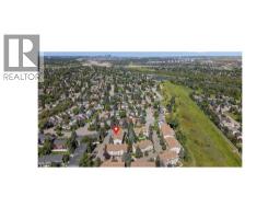 208 Queenston Heights SE - photo 36