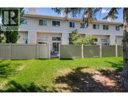 208 Queenston Heights SE - photo 31