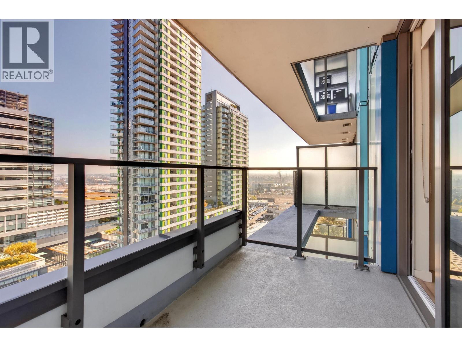 Photo of 1506 8189 CAMBIE STREET 24