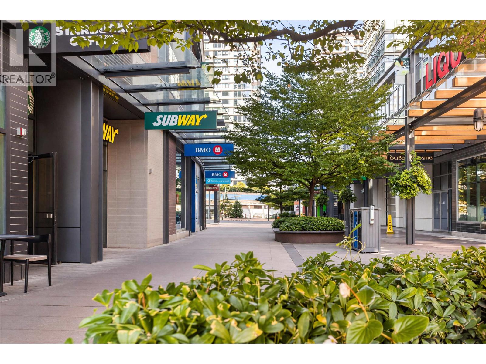 Photo of 1506 8189 CAMBIE STREET 38
