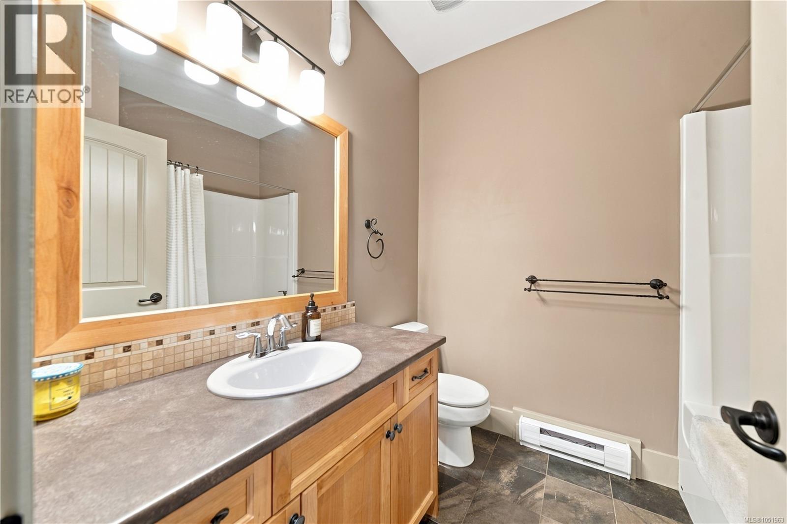 4820 Bridgewood Close - Image 30