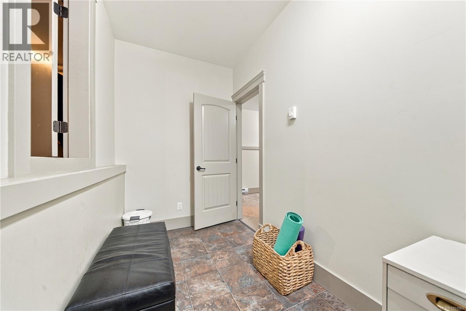 4820 Bridgewood Close - 46