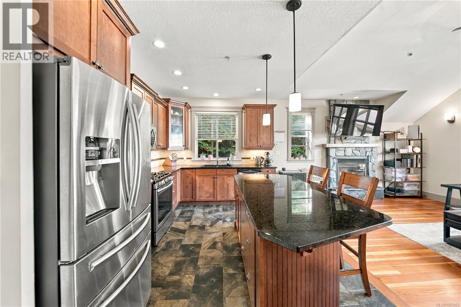 4820 Bridgewood Close - 26