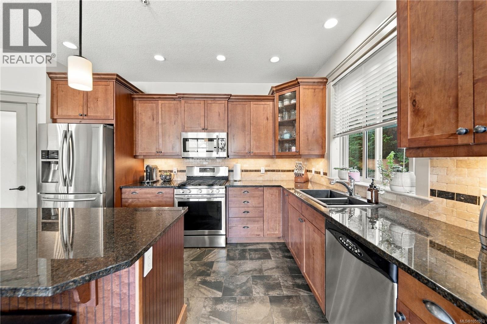 4820 Bridgewood Close - Image 22
