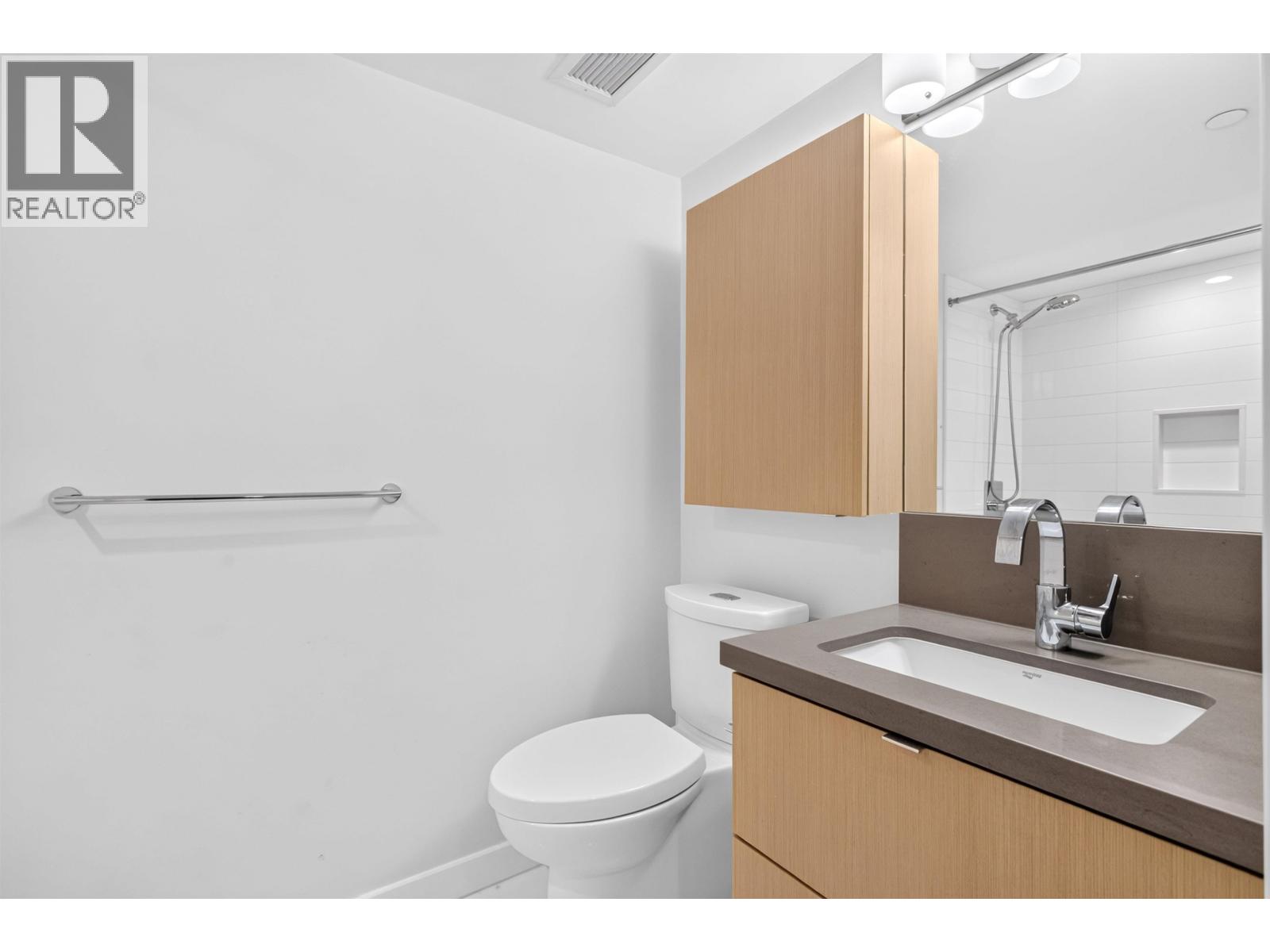 Photo of 1506 8189 CAMBIE STREET 21