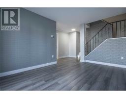 16 Woodford Drive thumbnail 5