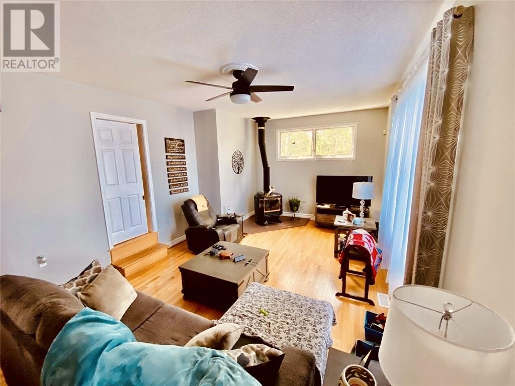61 Kings Hill Road - 15