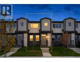 743 Wolf Willow Boulevard SE - photo 1