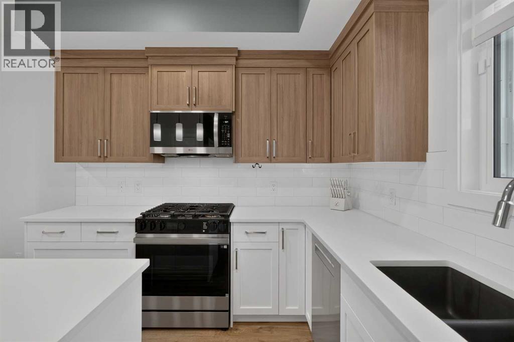743 Wolf Willow Boulevard SE - Image 13