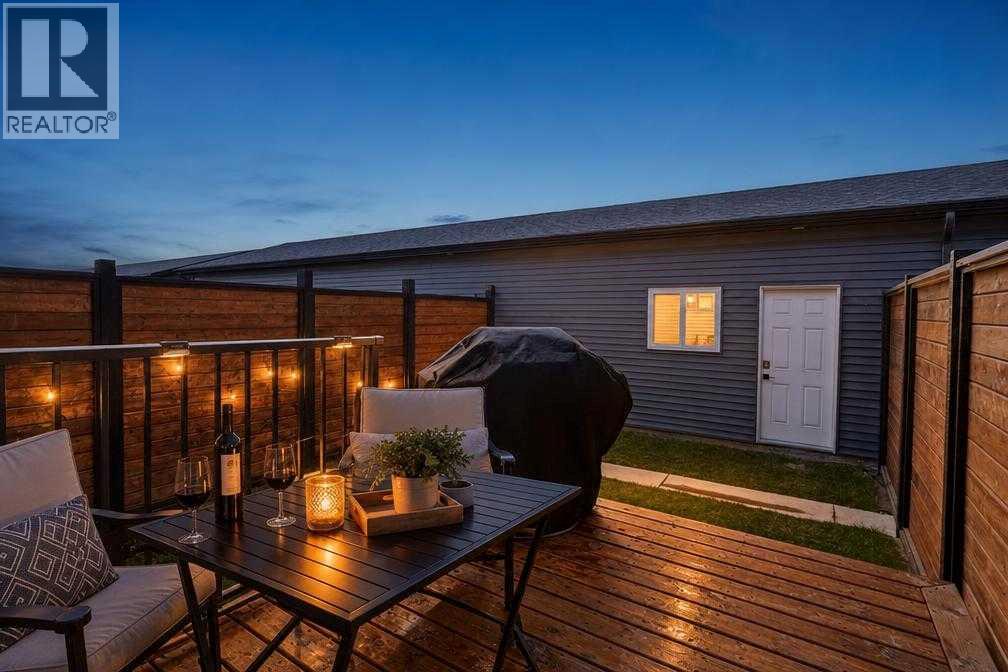 743 Wolf Willow Boulevard SE - Image 37