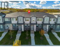 743 Wolf Willow Boulevard SE - photo 42