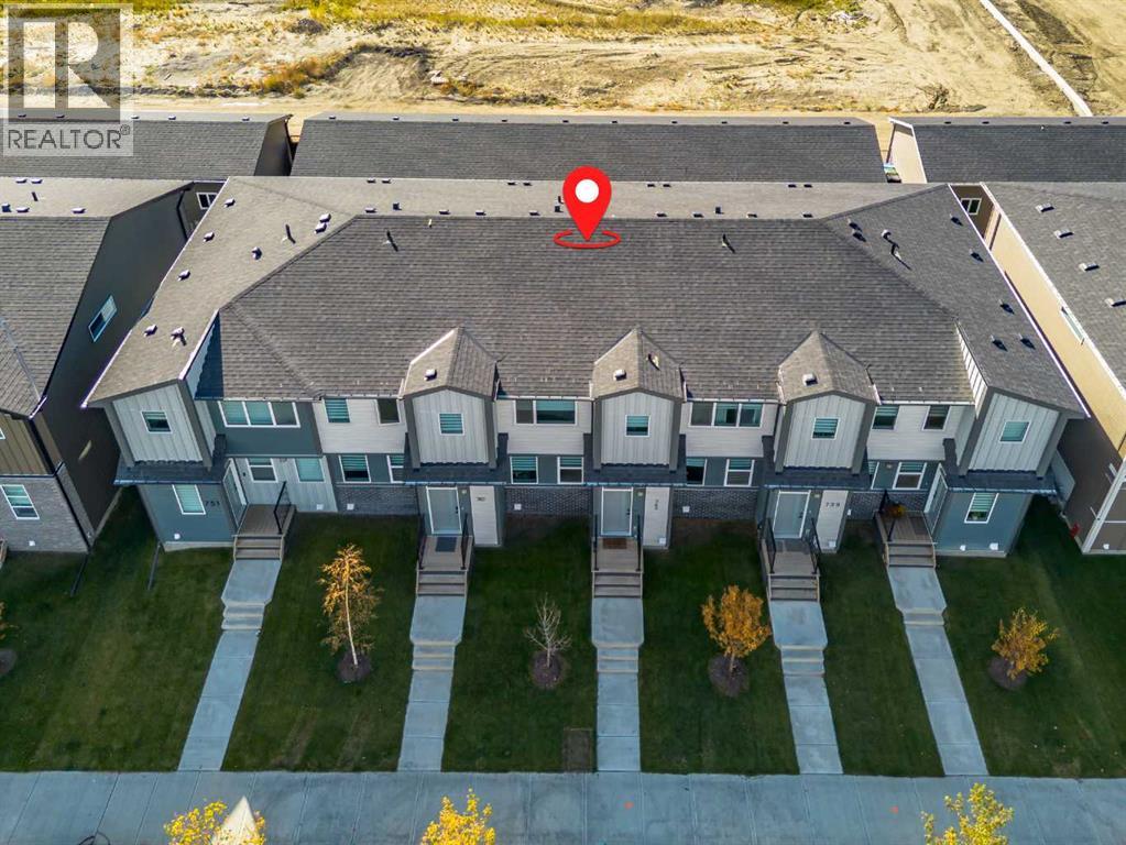 743 Wolf Willow Boulevard SE - Image 43