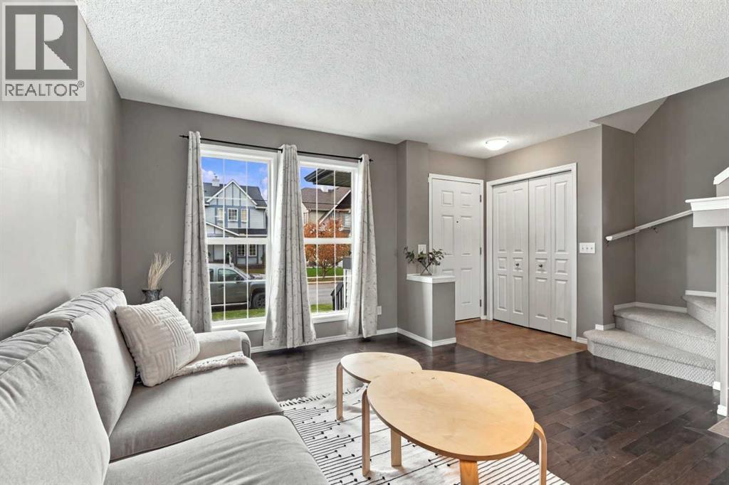 144 Elgin Meadows View SE - 6