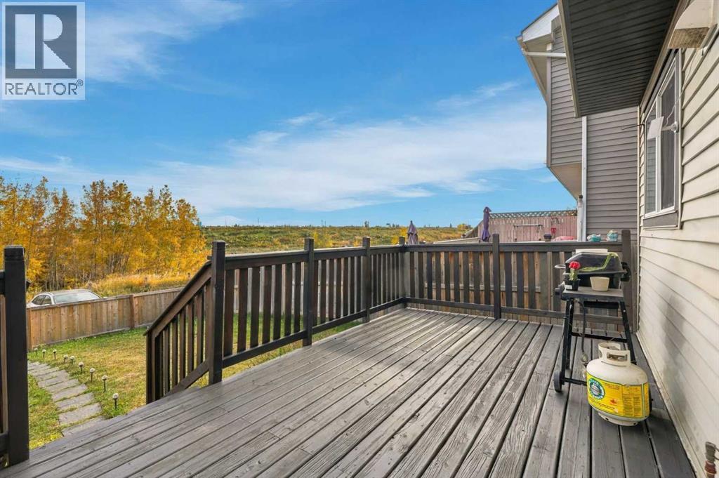 144 Elgin Meadows View SE - 33