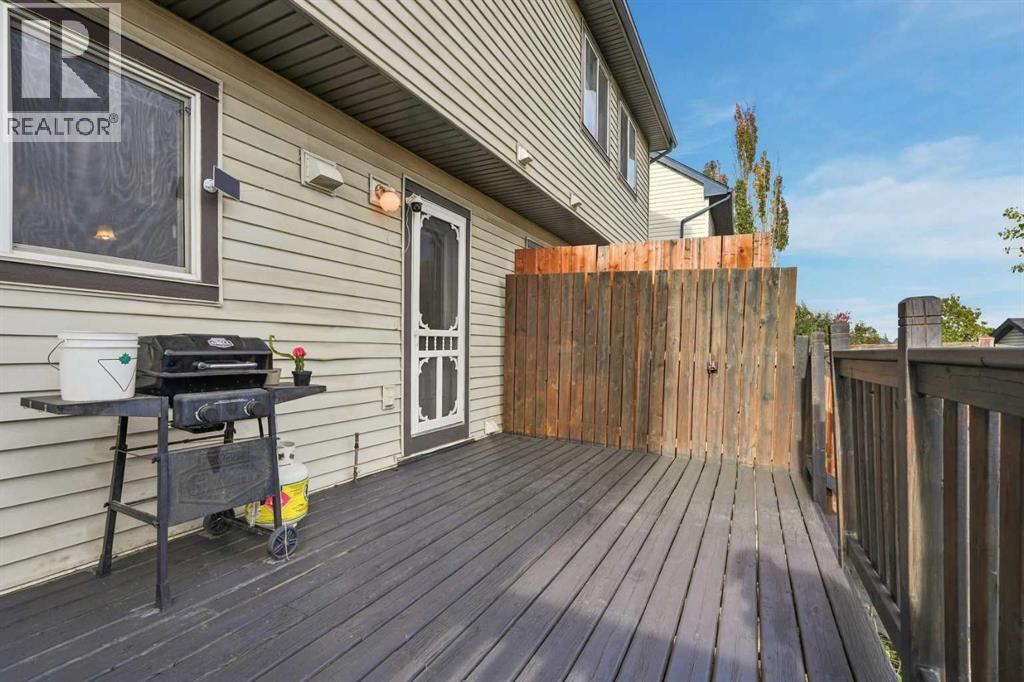 144 Elgin Meadows View SE - 34