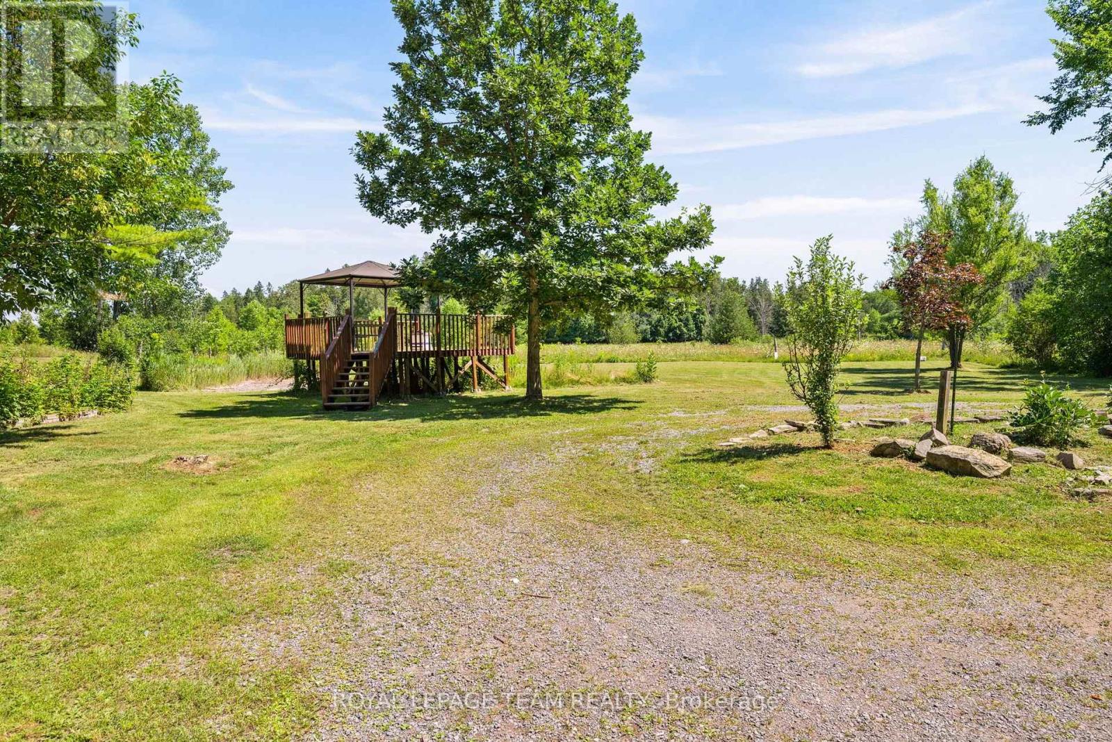 4984 DUNROBIN ROAD - 12
