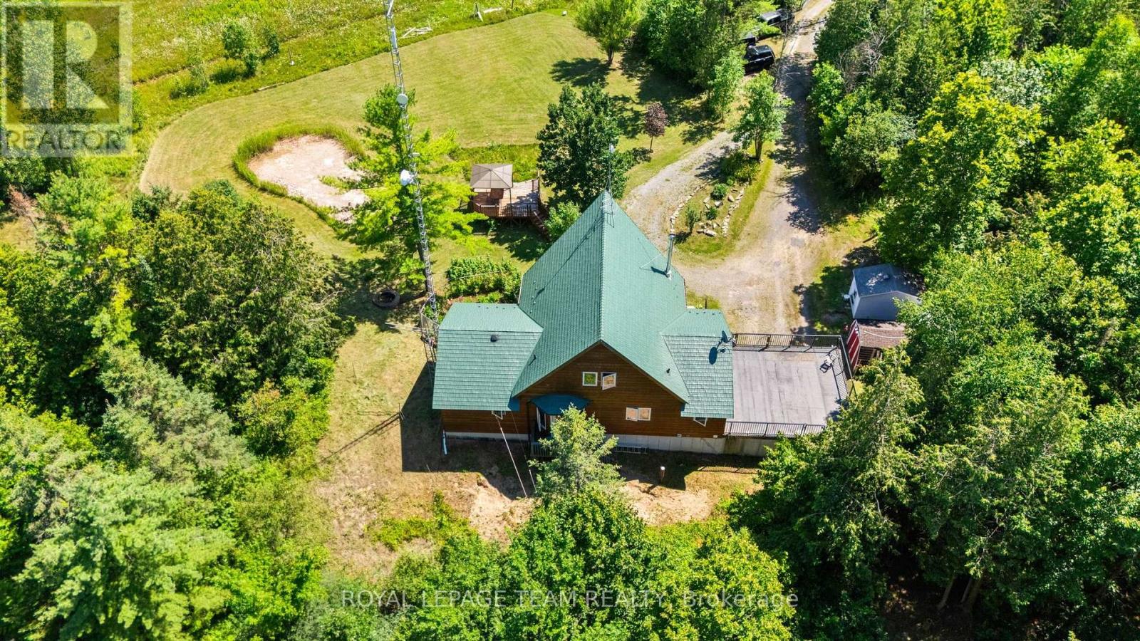 4984 DUNROBIN ROAD - 42