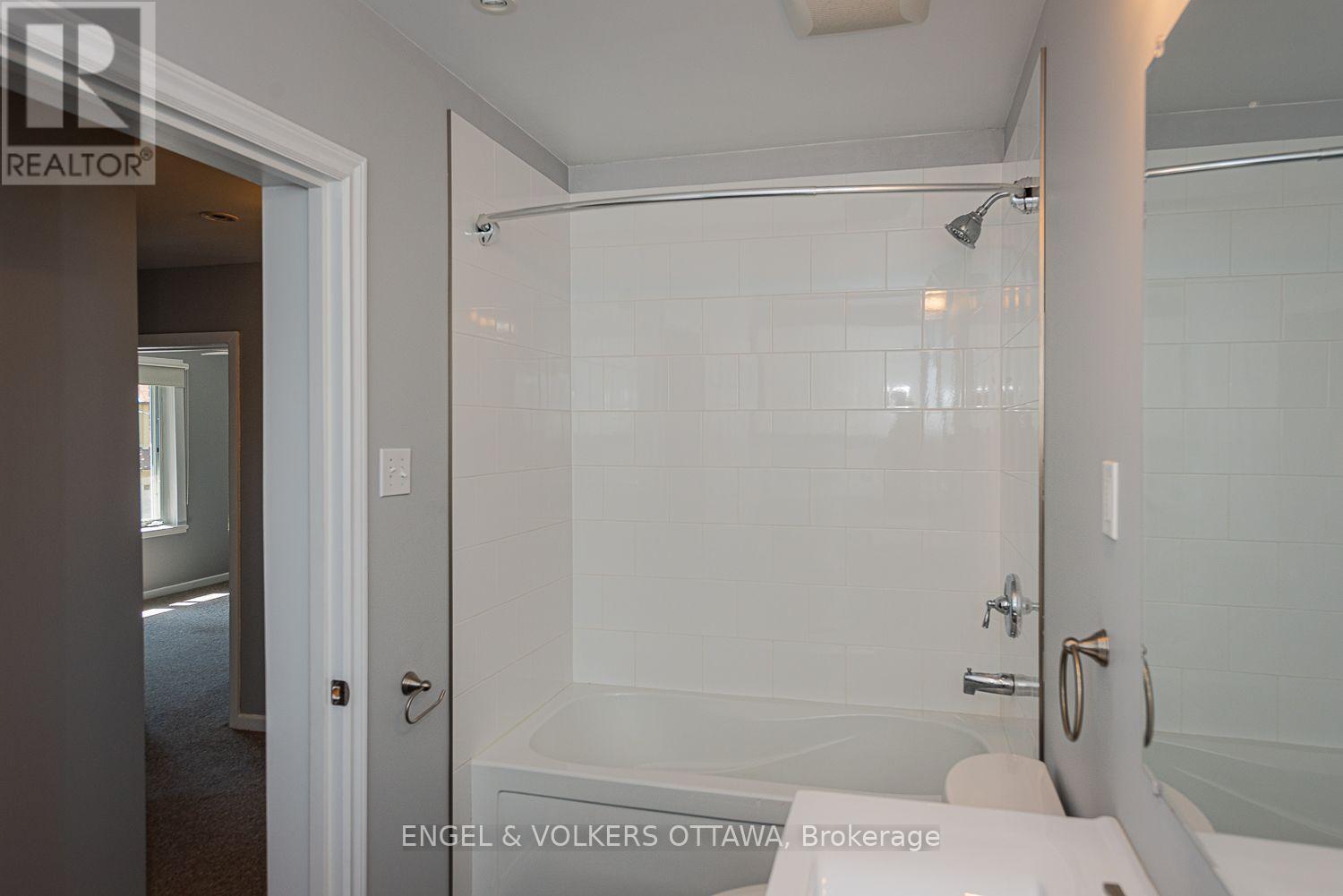 43a Clarendon Avenue — photo 25